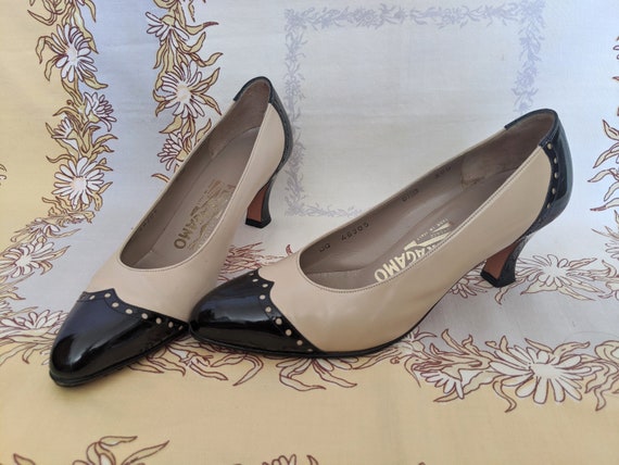 1980's Salvatore Ferragamo spectator pumps