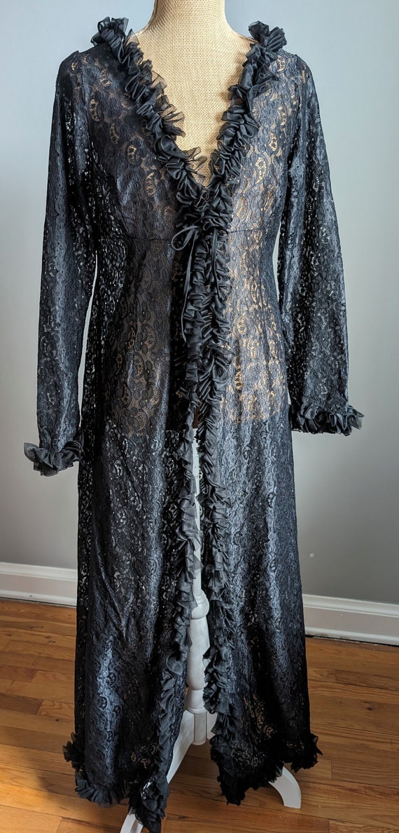 Black lace peignoir robe - image 2
