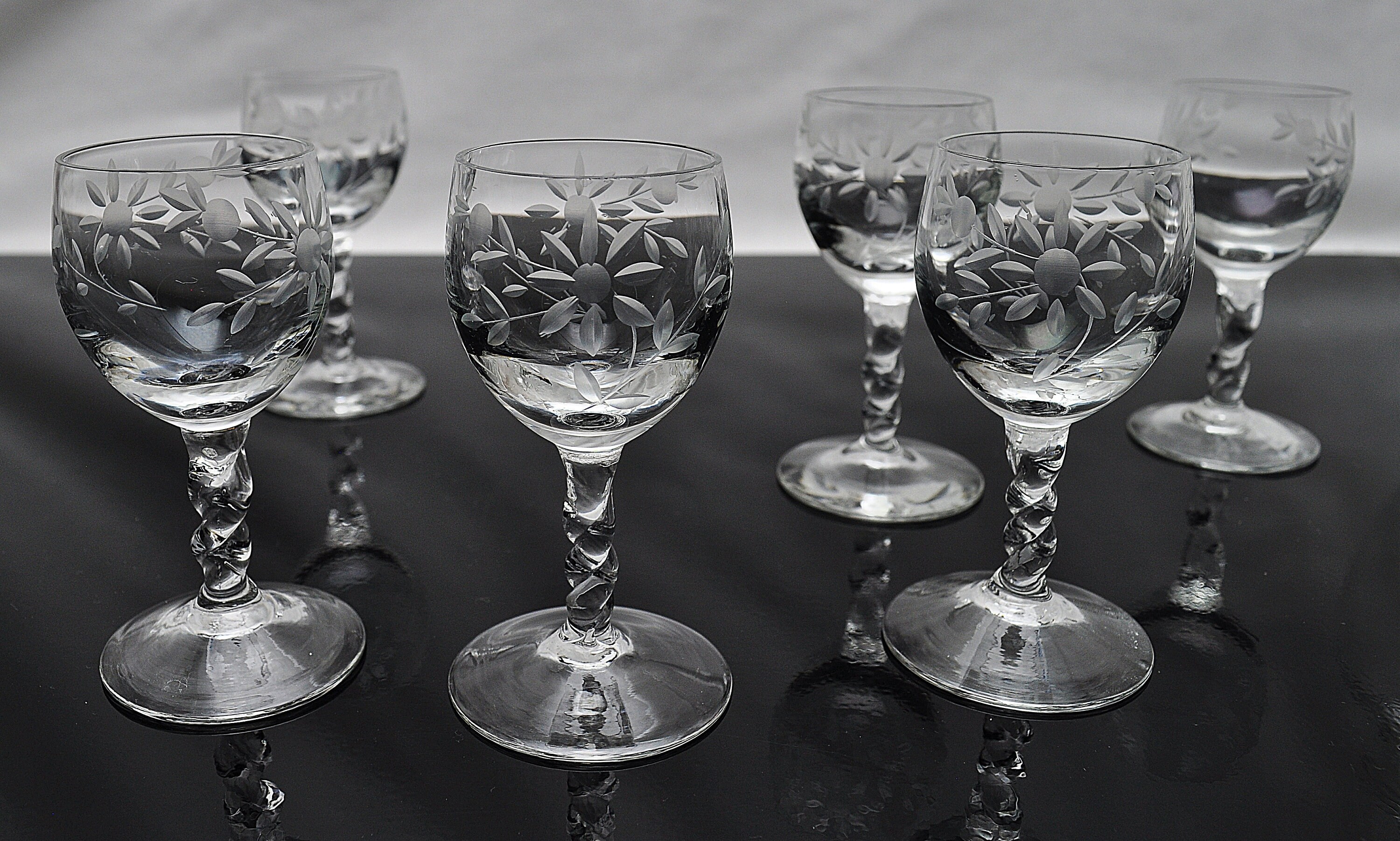 Vintage Sherry/Liqueur Engraved Twisted Stem Glasses Set of Etsy