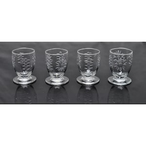Art Deco Tiny Floral Engraved Footed Schnapps Glasses – Set of 4