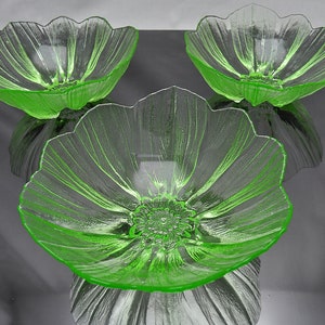 Mats Jonasson Målerås Green Anemone Bowl - A Set of 3