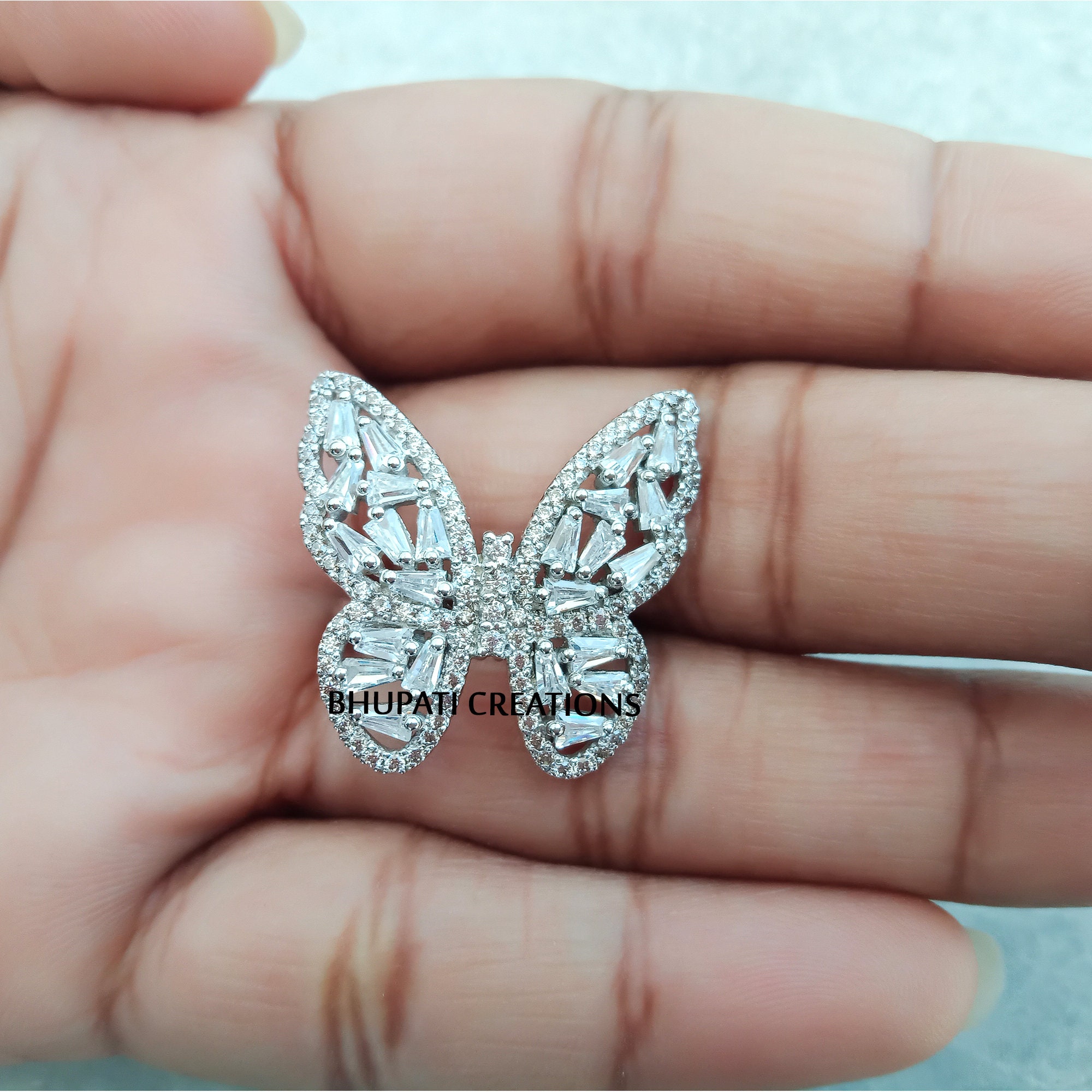 選ぶなら 今だけお値下げ!☆WG✕Diamond✩Butterfly Ring✩ リング