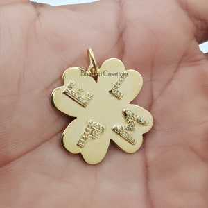 Colgante inicial de la letra de diamante pavimentado, colgante de dijes del alfabeto, colgante inicial de flor de diamante pavimentado