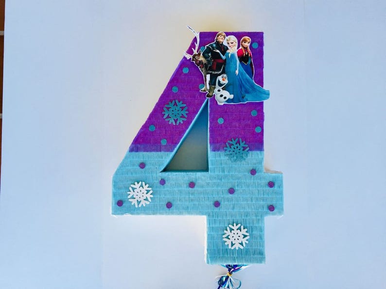 More models in attached photos Olaf Pi\u00f1ata Frozen