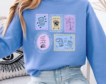 Photographer Sweatshirt, Girly stamp Camera Crewneck, Coquette Photography Gift, Wedding Photographer Merch, Creative Girl Sweatshirt