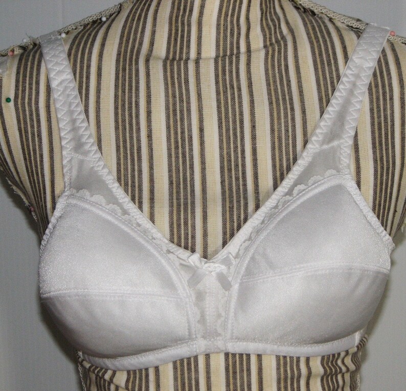 White Fully Padded Stuffed Cups Satin Mastectomy Bra 40A