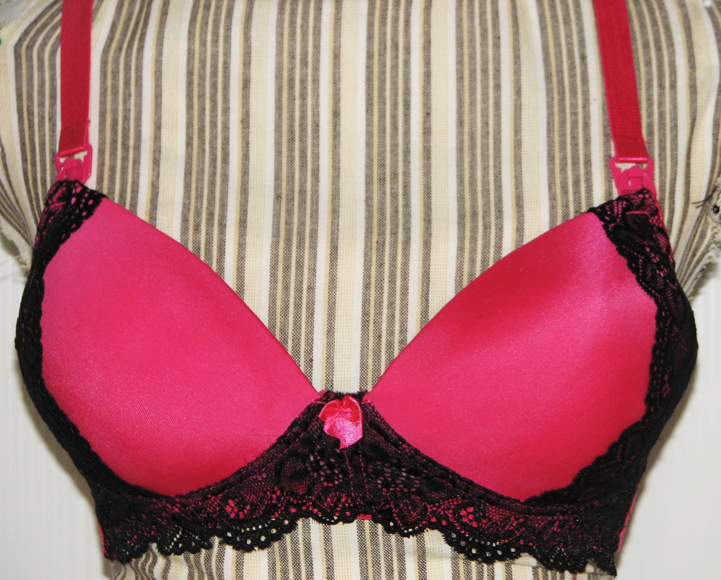 32DD Push-up Hot Pink Satin Padded Lace Trim Wired Bra 