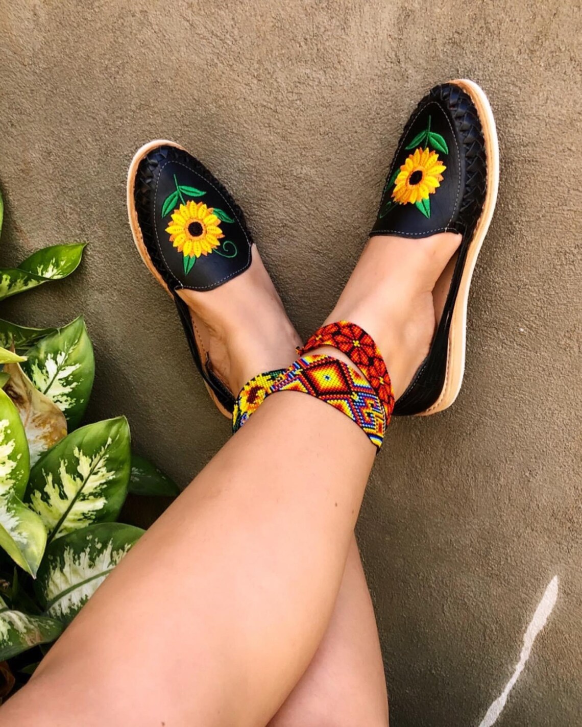 huaraches sunflower