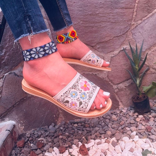 Huarache Embroidery Flowers Sandal All Sizes Boho Hippie - Etsy