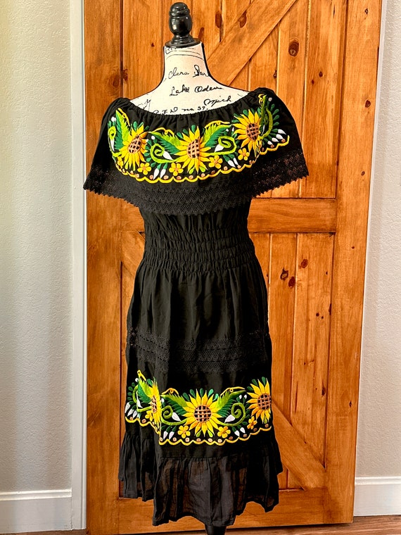 Mexican Fiesta Dress - Embroidered Dress- xl- 2xl sunflower Dress Mexican Fiesta Dress - Embroidered Dress- xl- 2xl sunflower Dress