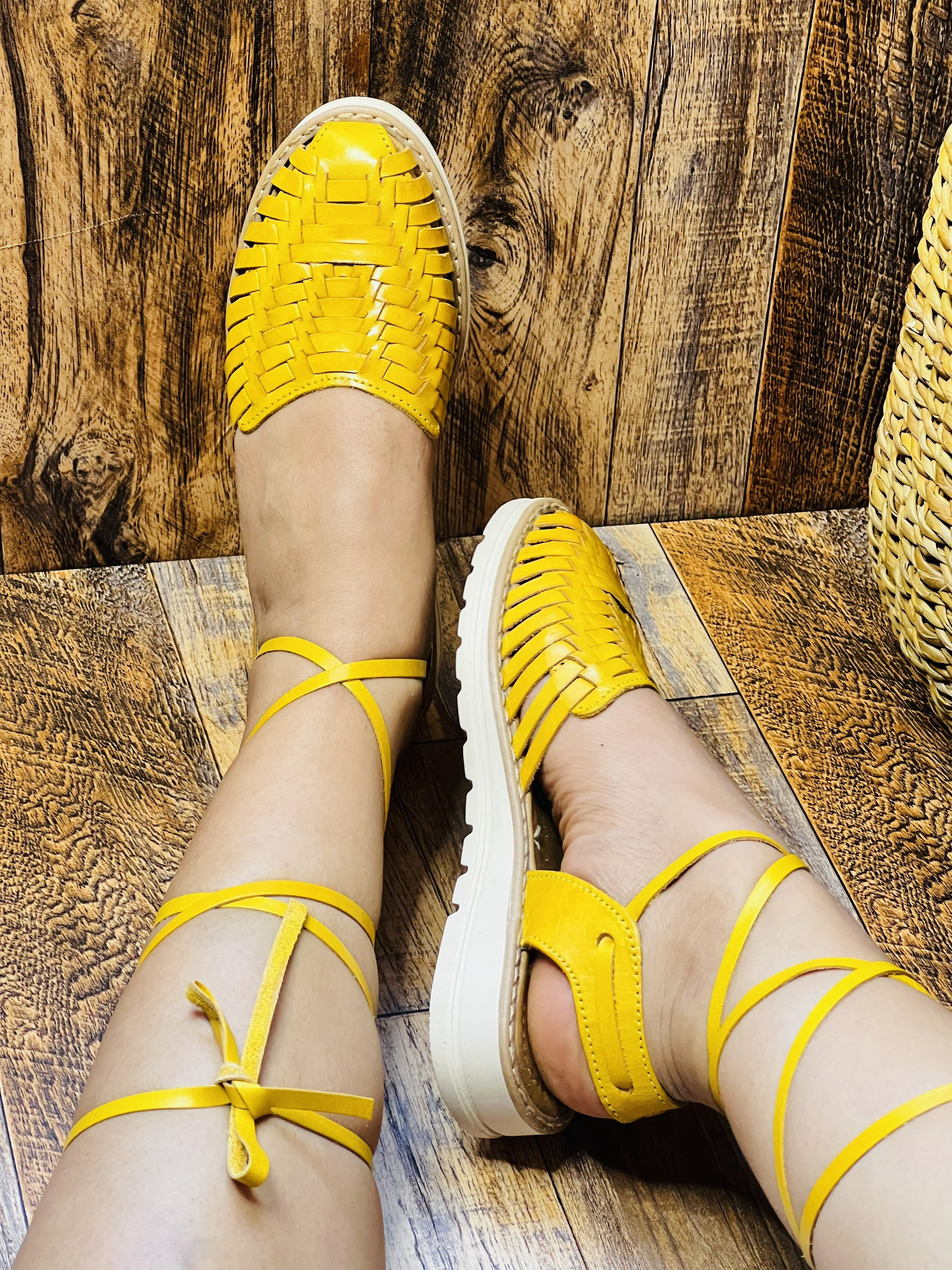 Mexican Moda De Huaraches 2021 Moda Huarache Amarillas