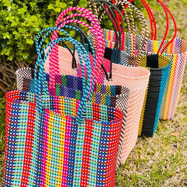 Oaxaca Mexican tote  handwoven, Market bags, Mexican Basket, Mexican Plastic Totes Bag , Beach Bag boho recycled bags unique colorful bag