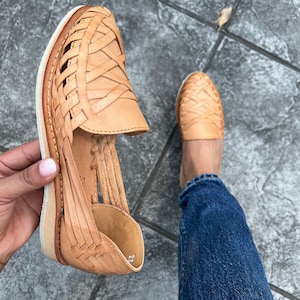 Mexican Huarache leather Sandal All Sizes Boho- Hippie Vintage Mexican Style- handwoven leather shoes