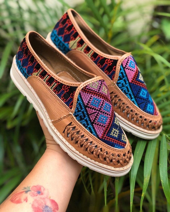 Huarache Mexican Style Boho Hippie All Sizes-5-10 US Leather Textil Shoe  Artesanias Camila New Line Rainbow Bovine Leather Final Sale 