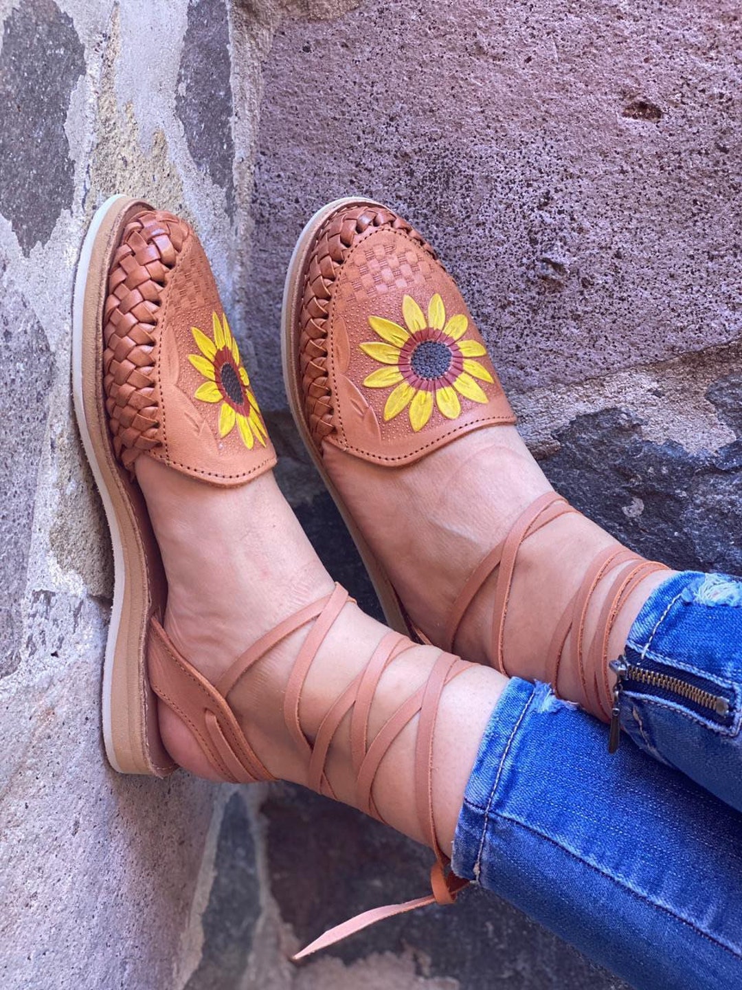 Sandalo Huarache messicano lavorato a mano e dipinto a mano con