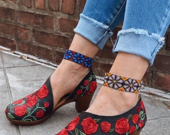 Mexican leather wedding heels , Boho Hippie All sizes Low embroidery heel leather shoe,  huarache sandal , artisanal shoes