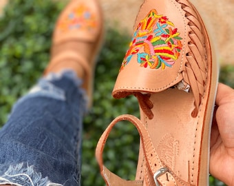 Mexican otomi Huarache Embroidered  leather Shoe - Mexican style Boho Hippie All sizes- 5-10 US Huarache artesanal huarache final sale