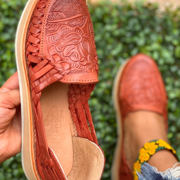 Mexican Huarache Sandal All Sizes Boho- Hippie Vintage Mexican Style- Sandal Huarache leather  Tooled rose perfect brick color FERNANDA