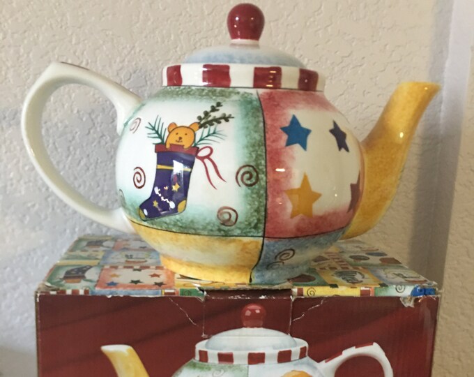 Pfaltzgraff Ceramic Christmas Tea Pot/great Holiday Theme Ceramic Tea