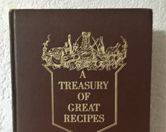 A treasury of great recipes cookbook/famous specialties of the world foremost restaurants cookbook/1965 Mary & Vincent Price cookbook