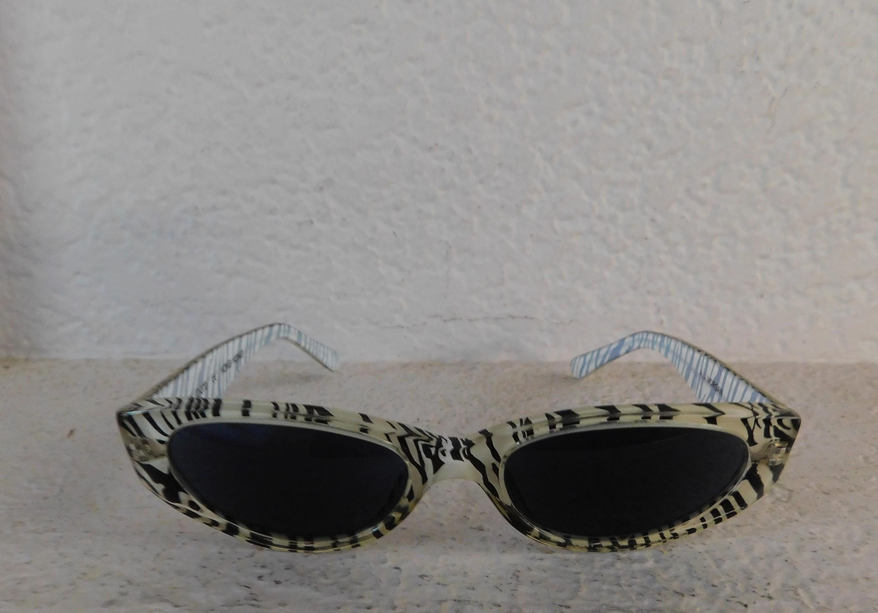 Vintage A.J. Morgan Cateye Zebra Sunglasses/made in Hong 