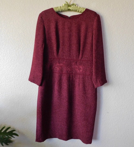 vintage size 8 empire waist dress/beautiful burgundy 3/4 sleeve elegant dress/embroidery empire waist burgundy woven dress