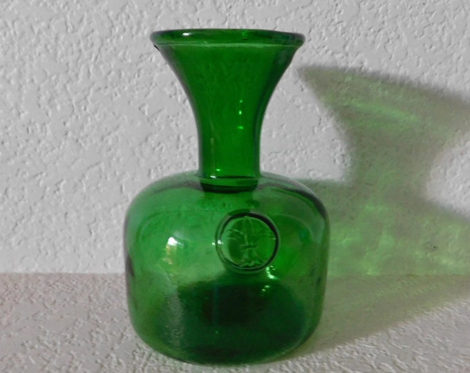 Vintage Green Glass Carafe/classic Wide Rim Long Neck Green Etsy