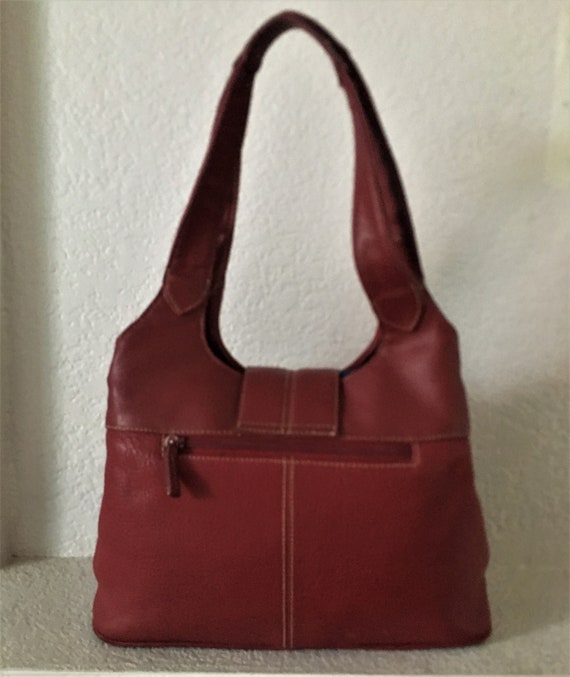 HUSH PUPPIES red pebble leather shoulder bag large compartments