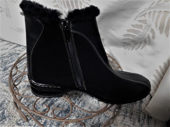 Sofft size 8M women's black leather ankle boots/b… - image 7