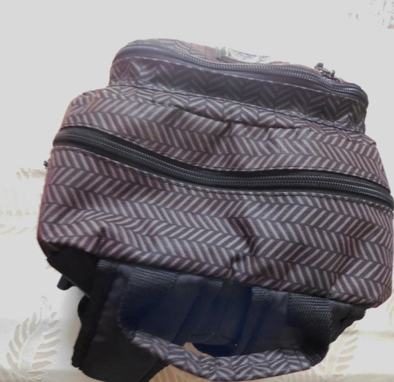 Eastsport quality guarantee backpack/chevron patt… - image 6