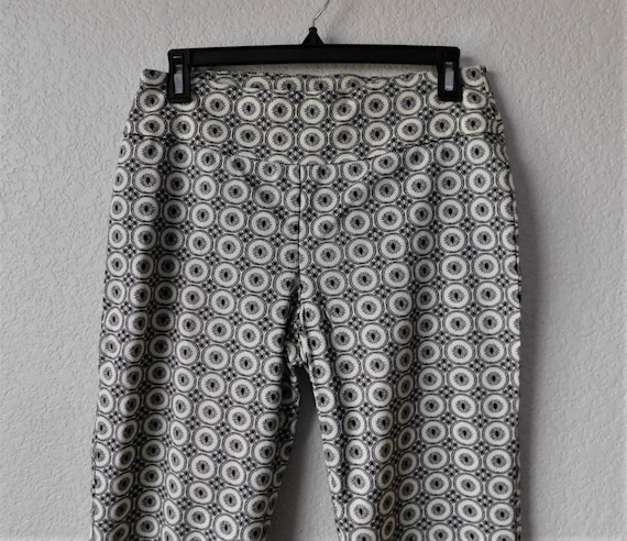 Zac & Rachel Size 6 Women's Capri Pants/beige Black Circle Geometric  Pattern Capri Pants/stretchable Rayon Blend Capri Pants -  Finland