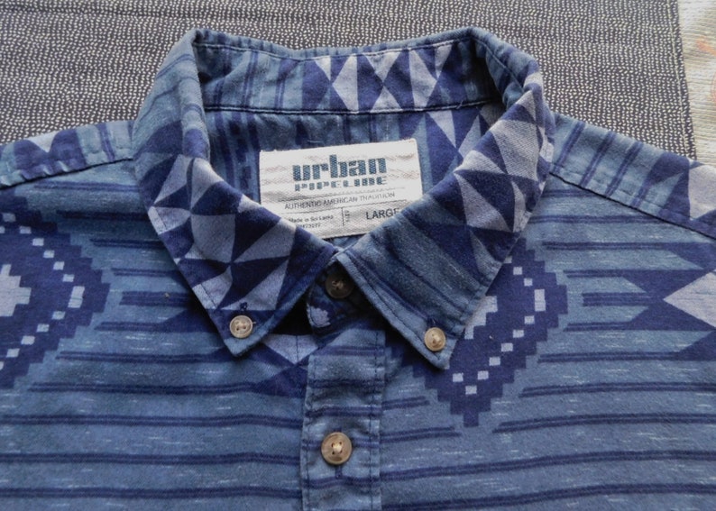 Men/'s cotton short sleeve button down shirtUrban PipelineAztec themesize L
