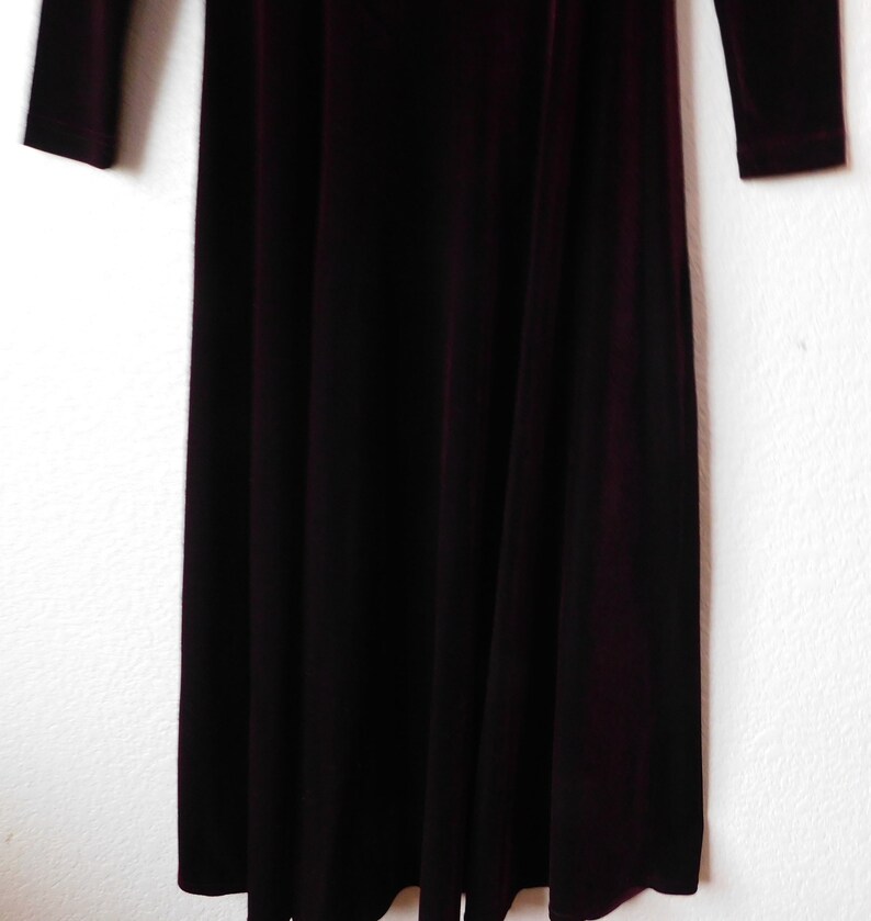 Expose France USA Italy women/'s burgundy velvet dressstretchlong dresslong sleeveparty dressflare skirtmade in USAsize M