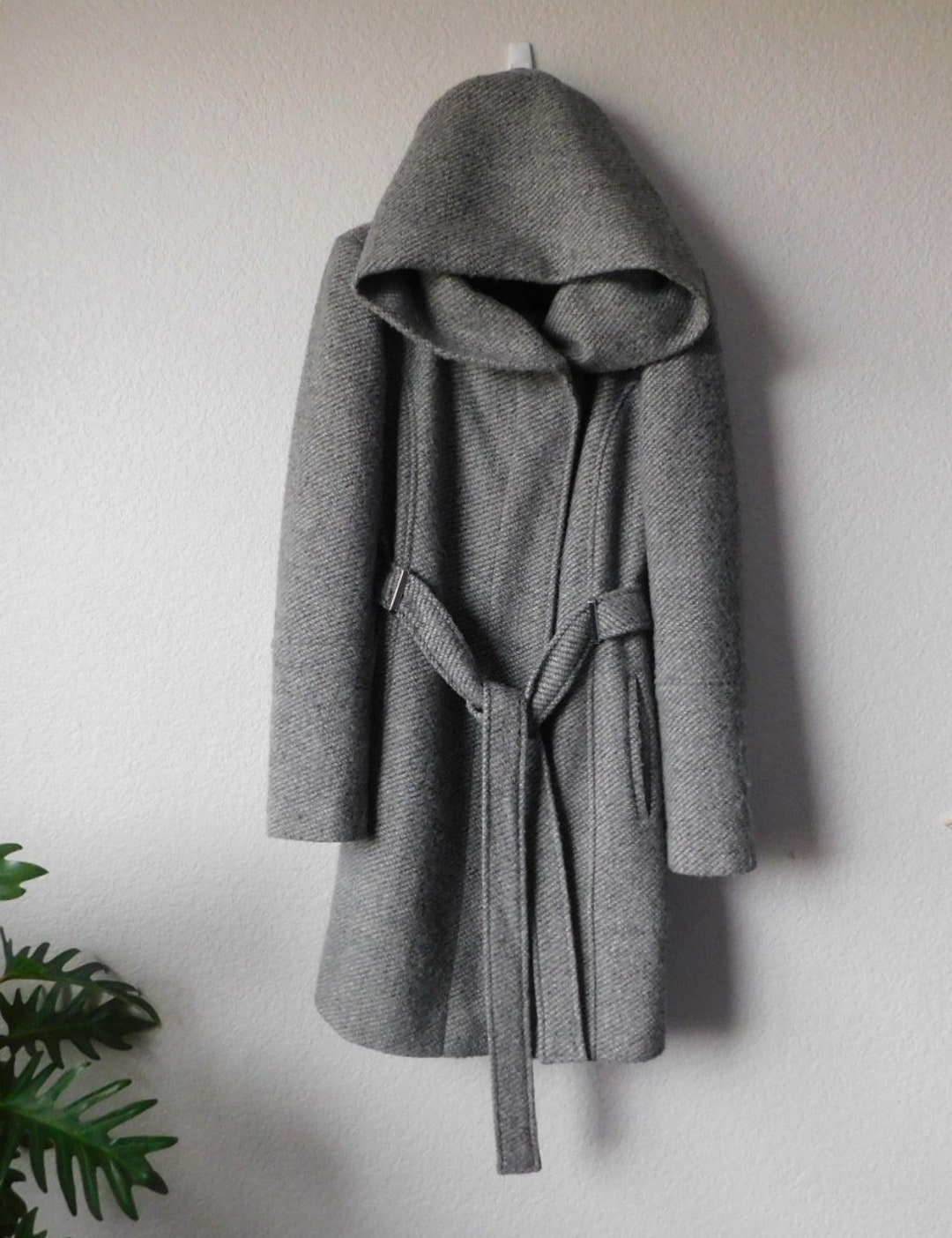 Calvin Klein size L woman's hoodie coat/gray & belt zipper - Etsy España