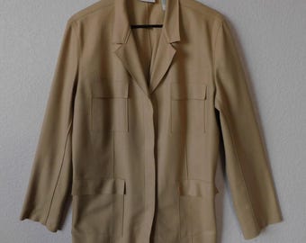Liz Claiborne size 12 wool cashmere jacket/camel color soft elegant wool jacket/Lizsport 4 front pockets snap buttons classic jacket