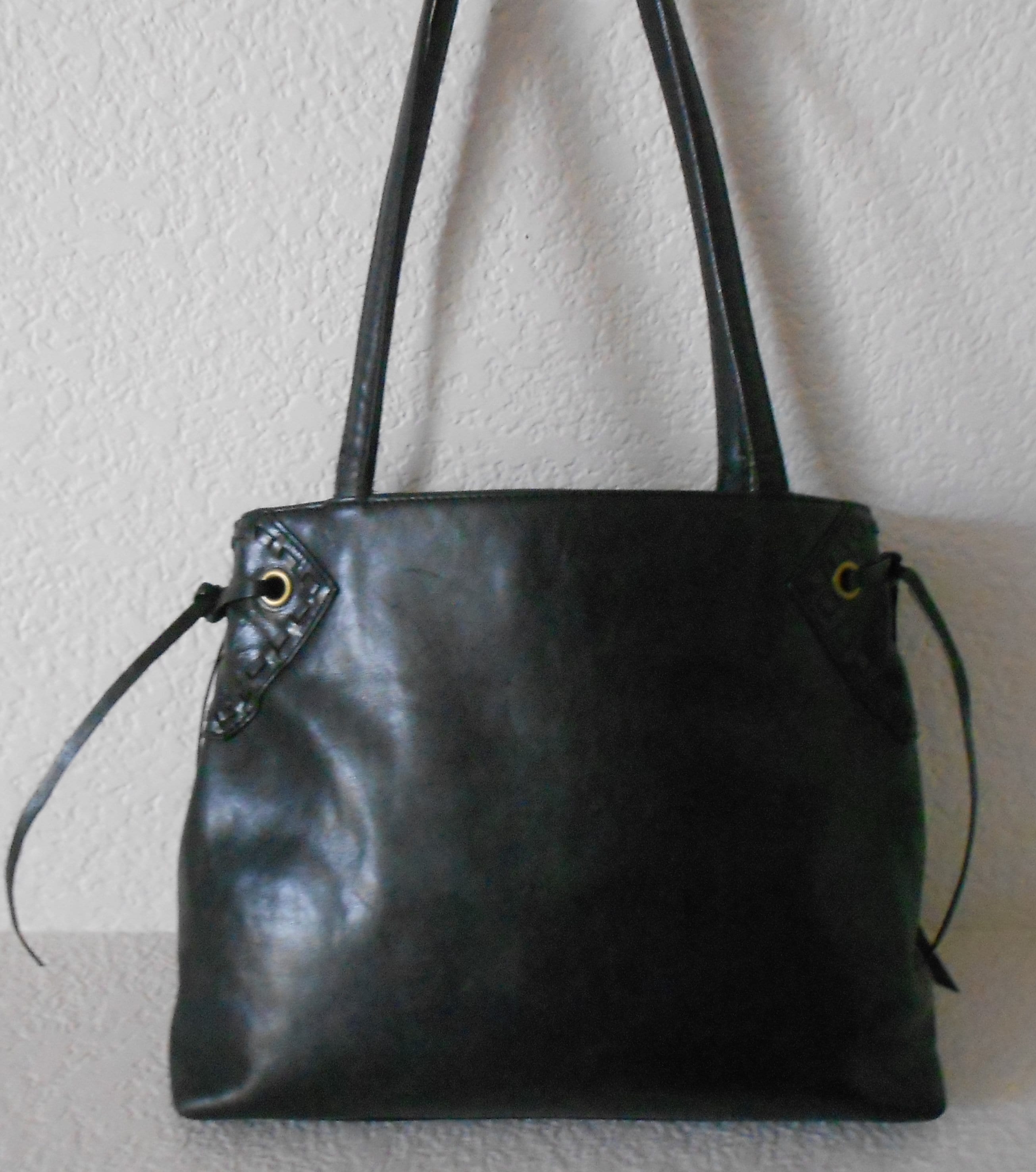 KRAMER 3 shoulder bag in black calfskin leather