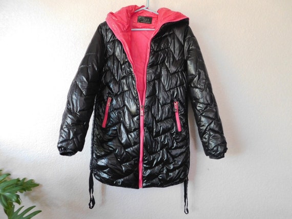 Black hotsell quilted hoodie