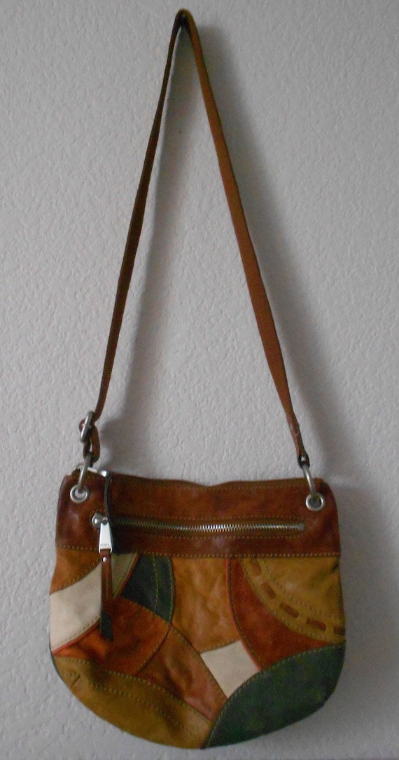 Fossil vintage leather cross body bag/Leather patc