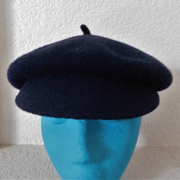 Vintage betmar  New York blue wool beret hat/blue visor wool beret hat