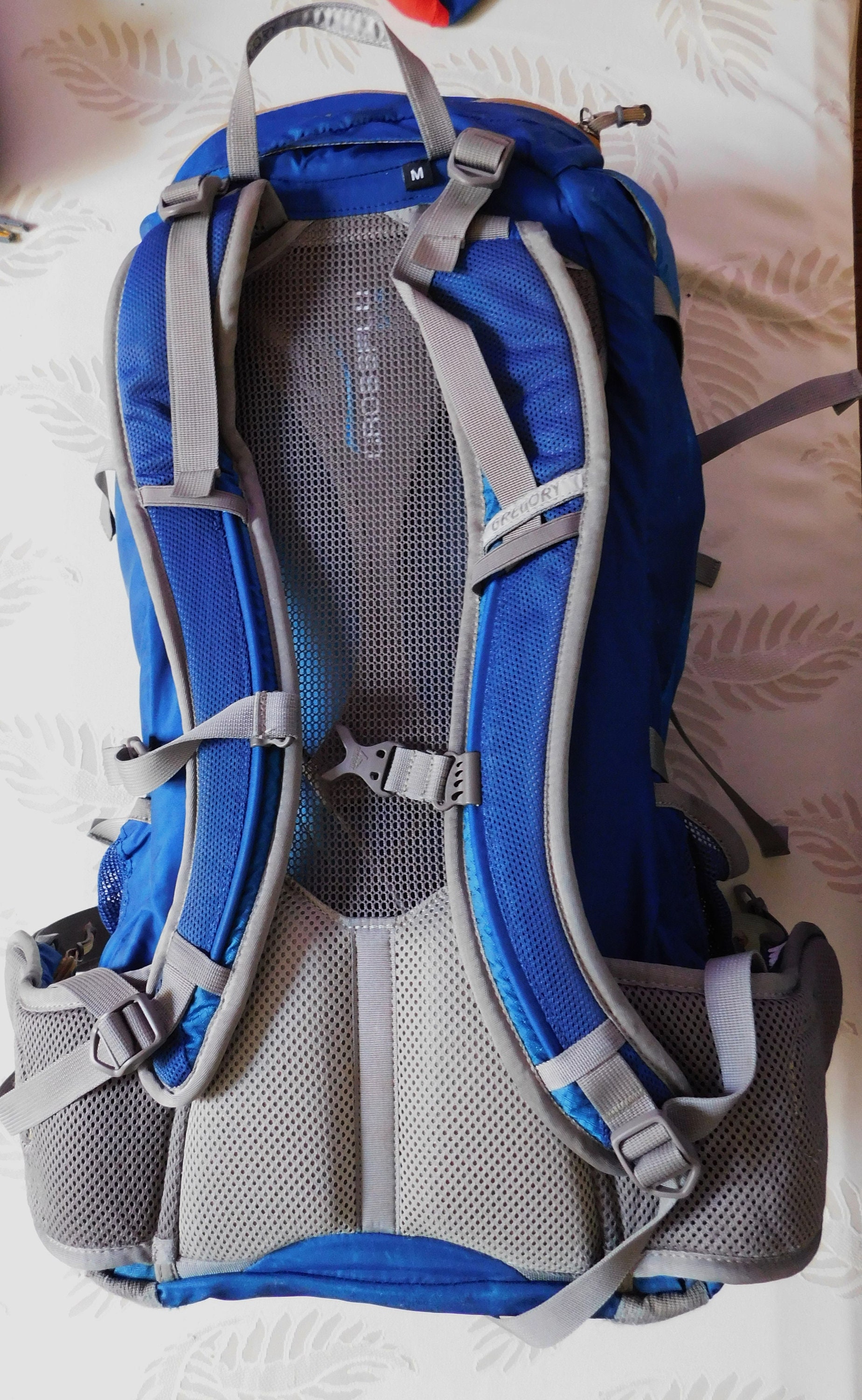 Gregory Z40 Size M Crossflo Blue Gray Hiking Bakpack/made in Gregory Z40 Size M Crossflo Blue Gray Hiking Bakpack/made in