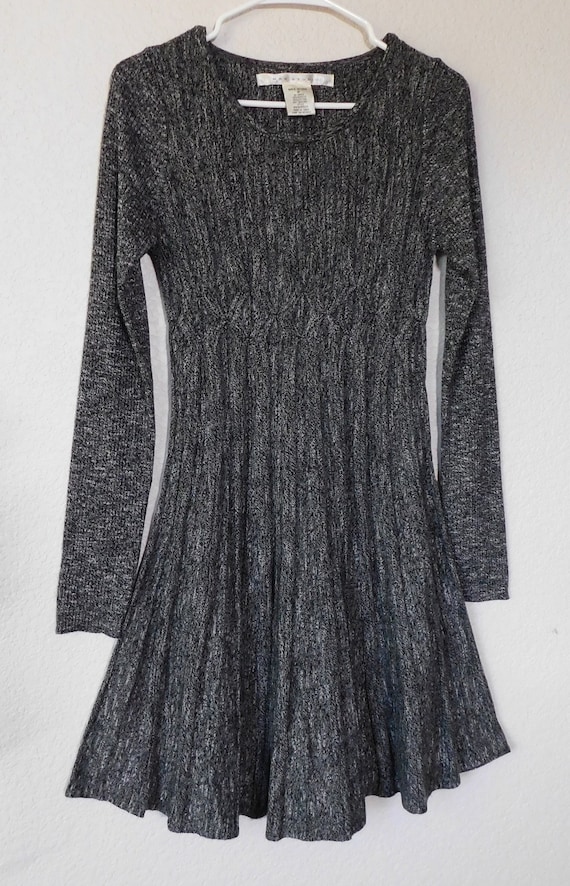 Max Studio  size 10 women's black cream knit dress