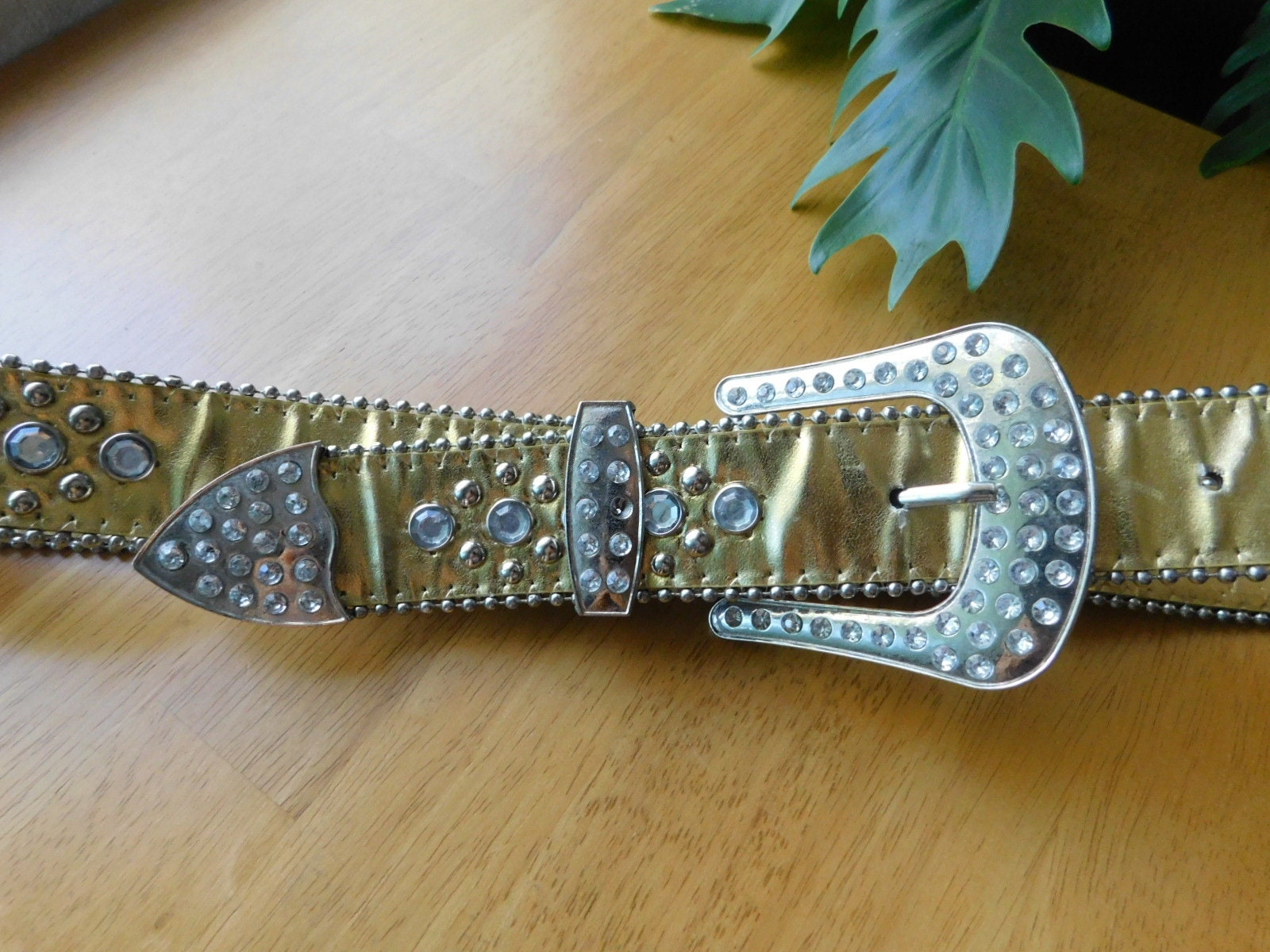 Chain W Rhinestone Belts