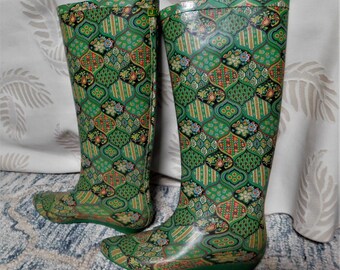 forest green rain boots