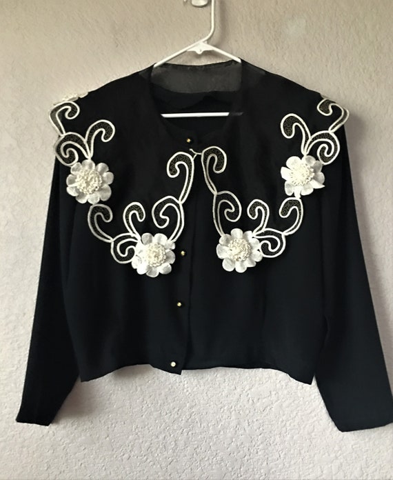 beautiful vintage white blouse - Gem