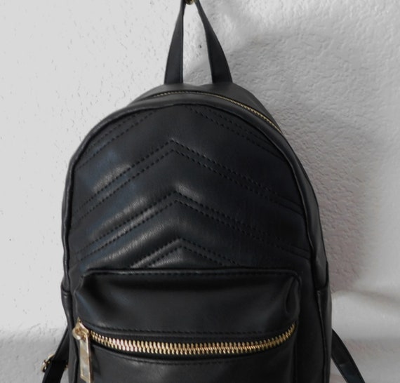 Vintage Metrocity Black Quilted Leather Backpack Back Bag 