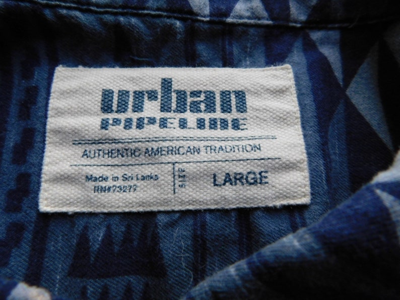 Men/'s cotton short sleeve button down shirtUrban PipelineAztec themesize L
