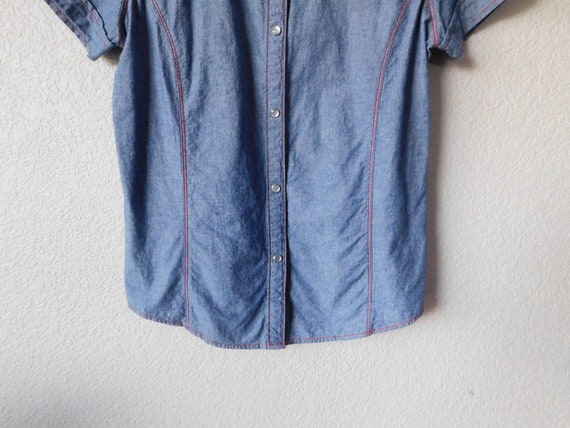 Ash Creek denim  size M cowgirl blouse/pearl snap… - image 4