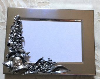 Stainless 25th anniversary photo frame/stainless pewter floral bell ribbons deco picture frame/25th anniversary photo frame