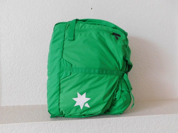 DG functional backpack/green traveler's backpack/l