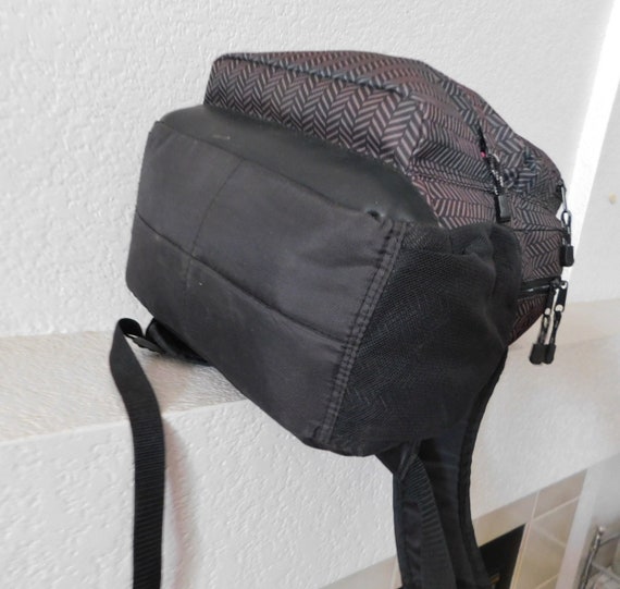 Eastsport quality guarantee backpack/chevron patt… - image 5